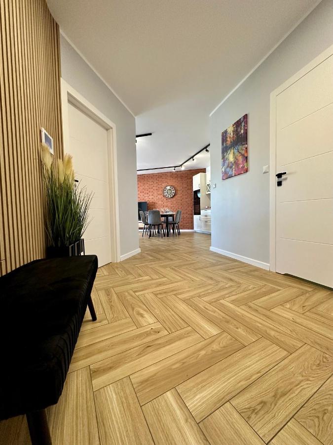Apartament Ukiel No9 Z Prywatnym Dostepem Do Jeziora I Silownia Opolznevoye Bagian luar foto