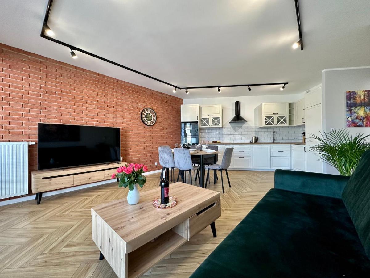 Apartament Ukiel No9 Z Prywatnym Dostepem Do Jeziora I Silownia Opolznevoye Bagian luar foto